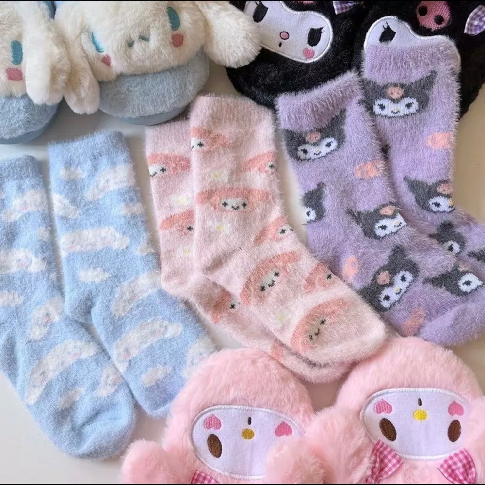 Sanrio Fluffy Socks (Kuromi)